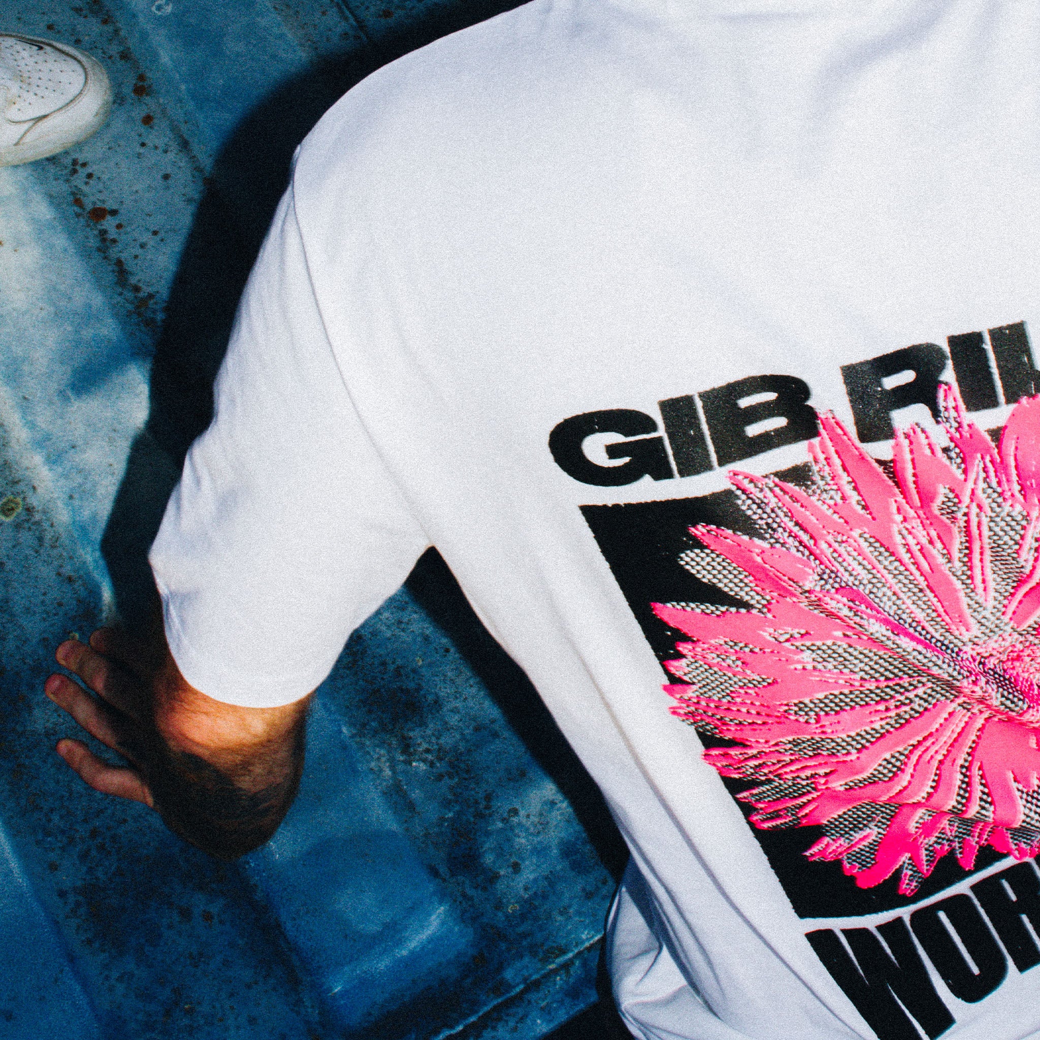 Gib Rillé Backprint - Pink Flower Close-Up