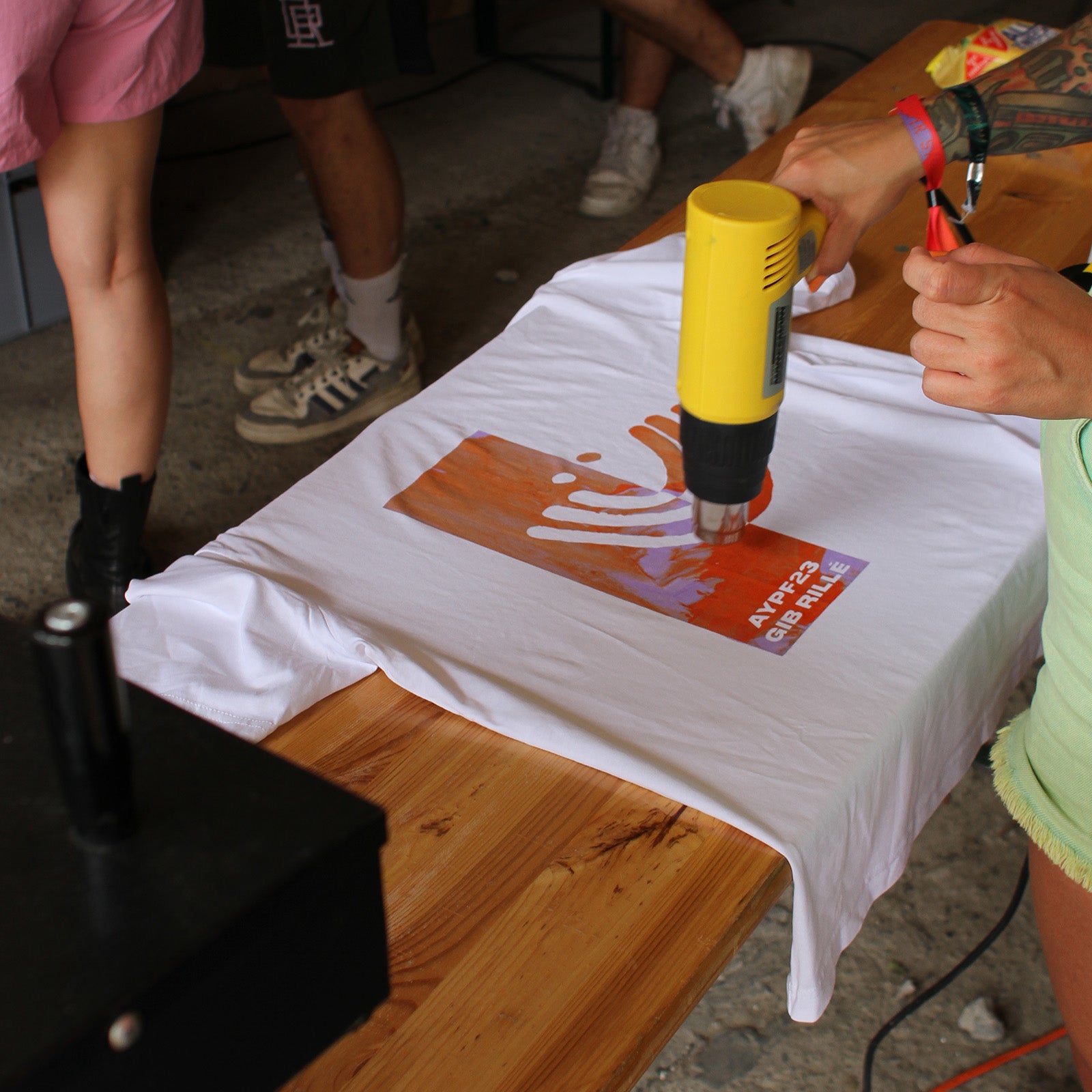 Siebdruck Workshop auf dem About You Pangea Festival