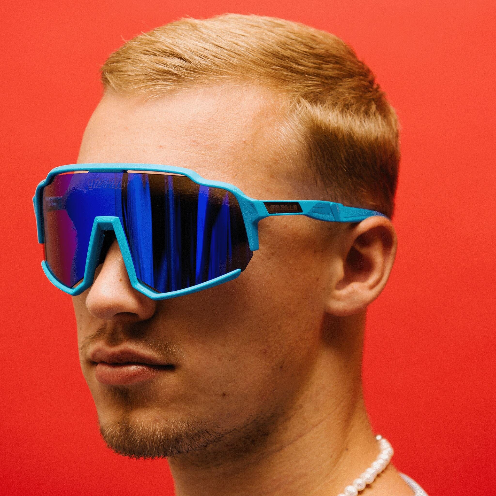 gib.rille-sonnenbrille-future-glasses-schnelle-brille-techno-brille-fahrradsonnebrille Sonnenbrille mit verlaufenden Gläsern - Sonnenbrille mit verspiegelten Gläsern, Sonnenbrille mit farbigen Gläsern Rennrad Brille