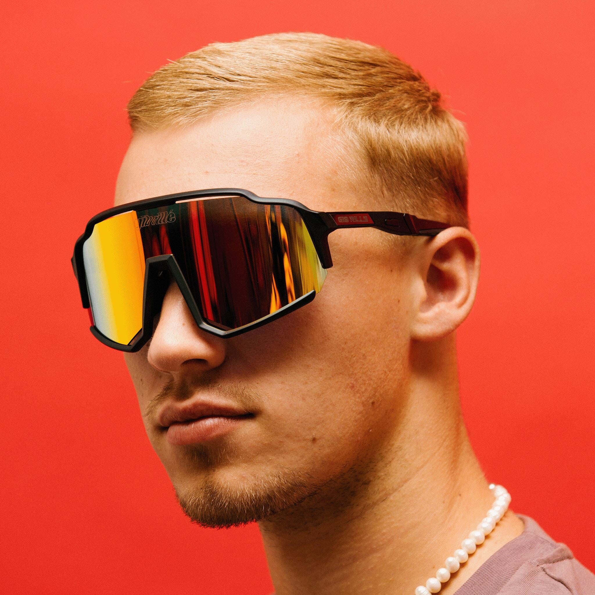 gib.rille-sonnenbrille-future-glasses-schnelle-brille-techno-brille-fahrradsonnebrille Sonnenbrille mit verlaufenden Gläsern - Sonnenbrille mit verspiegelten Gläsern, Sonnenbrille mit farbigen Gläsern Rennrad Brille