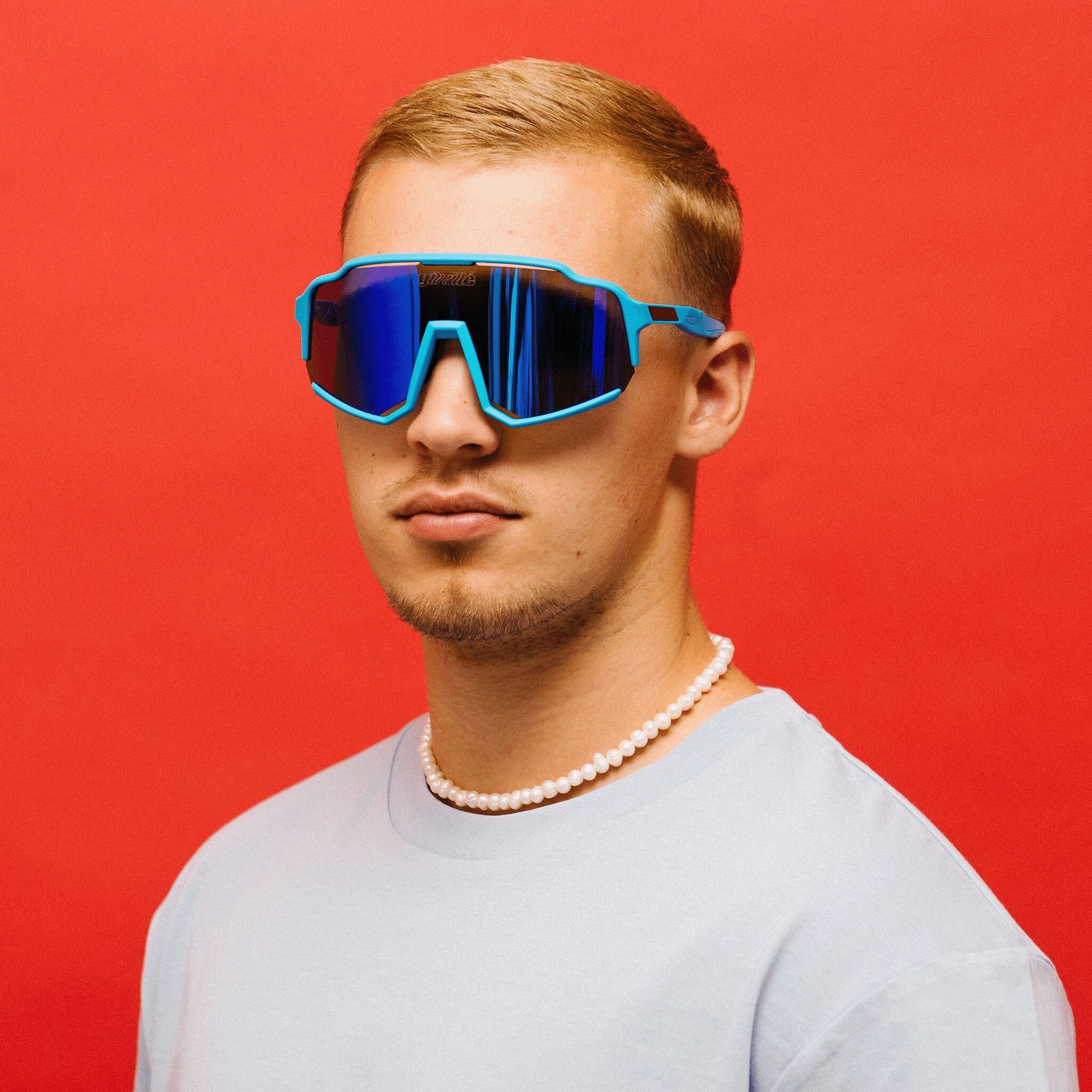 gib.rille-sonnenbrille-future-glasses-schnelle-brille-techno-brille-fahrradsonnebrille Sonnenbrille mit verlaufenden Gläsern - Sonnenbrille mit verspiegelten Gläsern, Sonnenbrille mit farbigen Gläsern