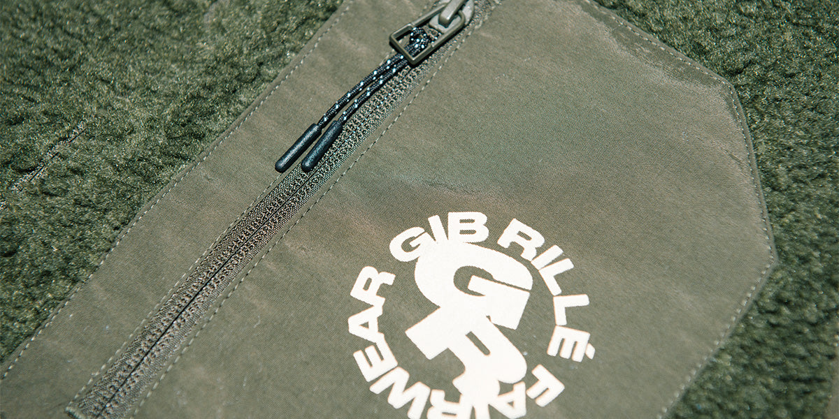 Fleece Weste Grün mit Monogramm Logo